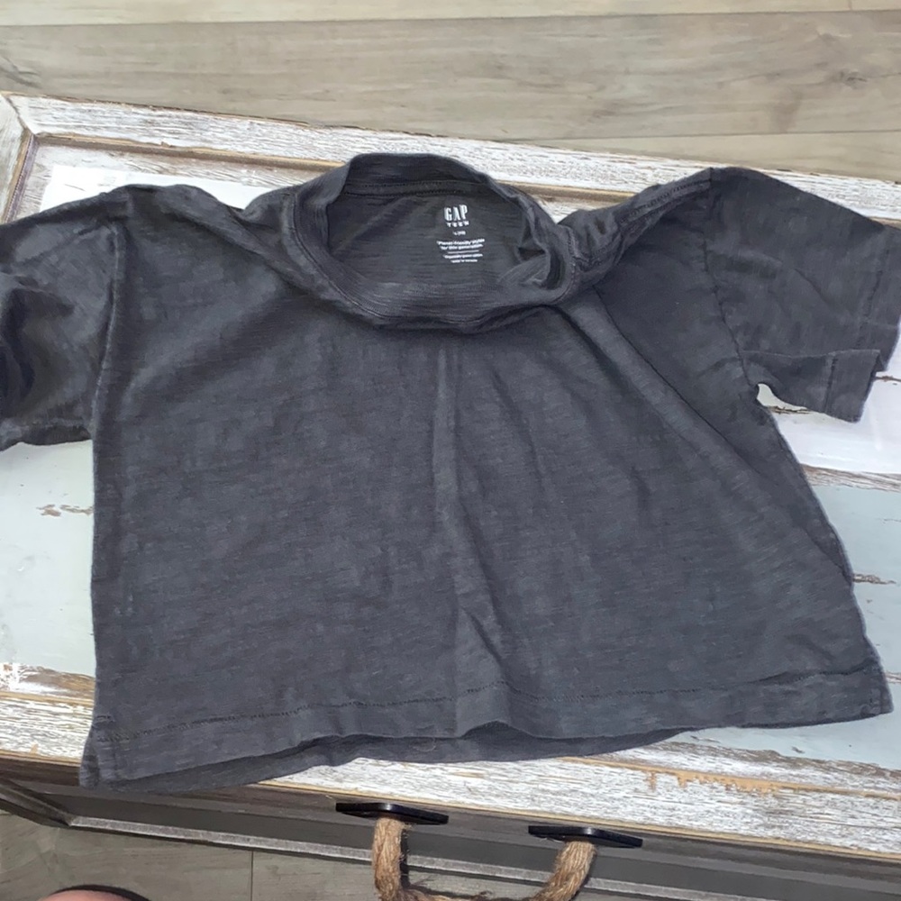 Gap Teen cropped T-shirt